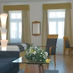 Grandhotel Zvon 4*