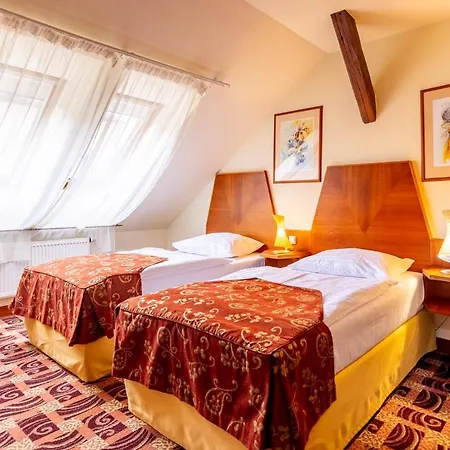 Отель Grandhotel Zvon