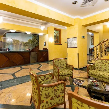 Отель Grandhotel Zvon