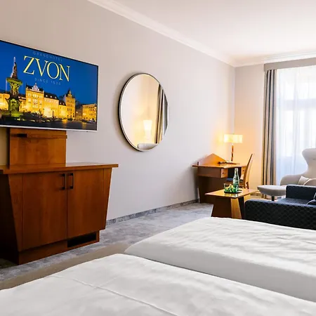 Отель Grandhotel Zvon Ческе-Будеёвице
