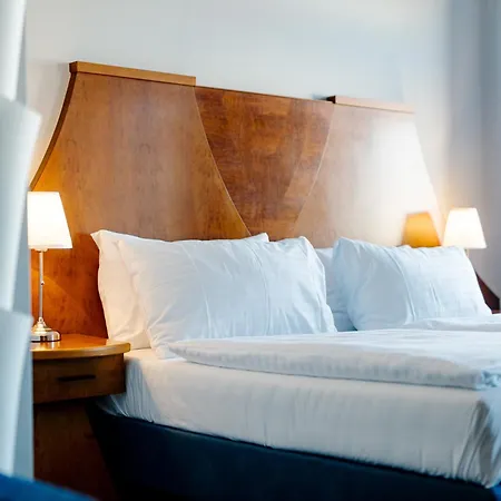 Grandhotel Zvon 4*